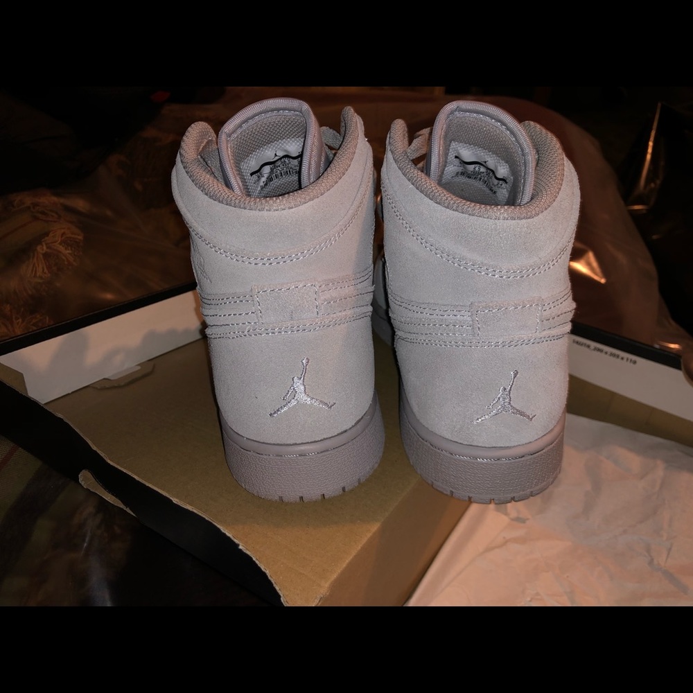 Jordan 1 Retro Hight BG